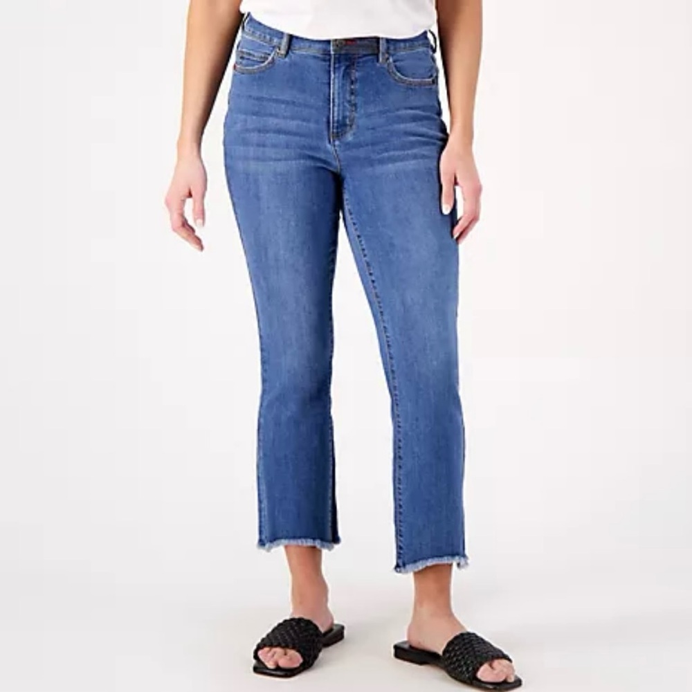 Torrid women’s size 16 R high-rise straight leg denim frayed‎ him jeans